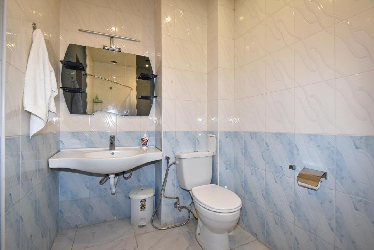 Armenak Apartment 5-Комнатная Erivan Dış mekan fotoğraf